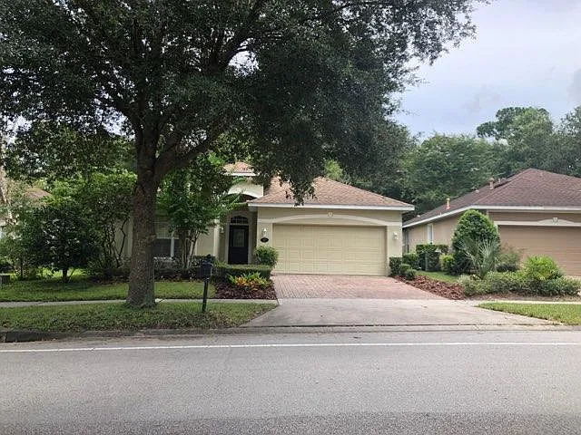 465 Victoria Hills Dr — Photo 1