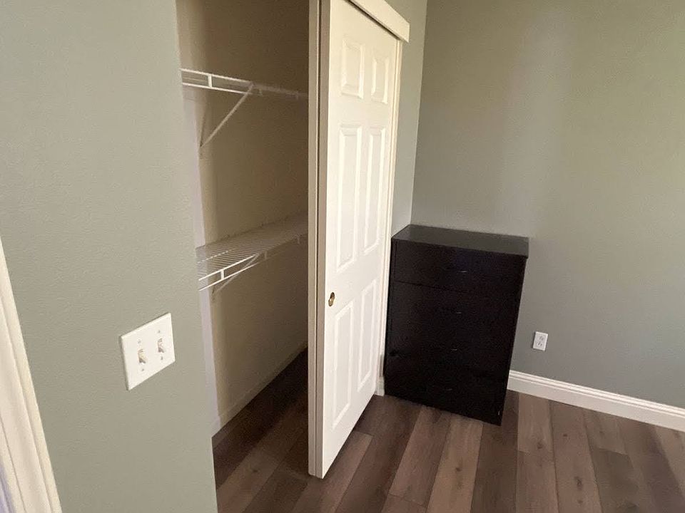 2nd image of 1817 Lowe Dr
