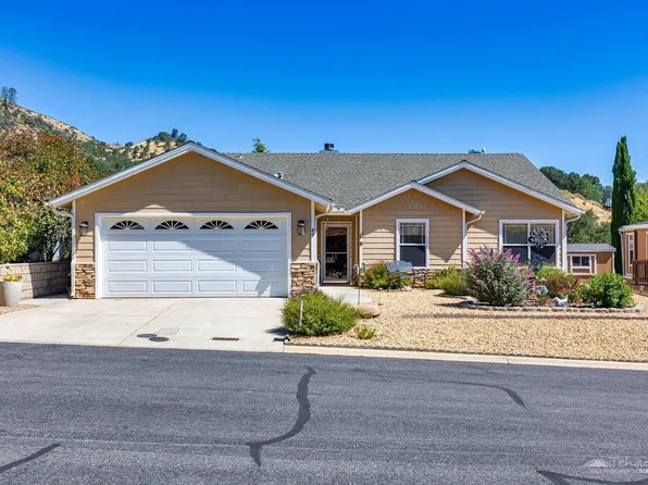 21276 White Pine Dr Space 49, Tehachapi, CA 93561