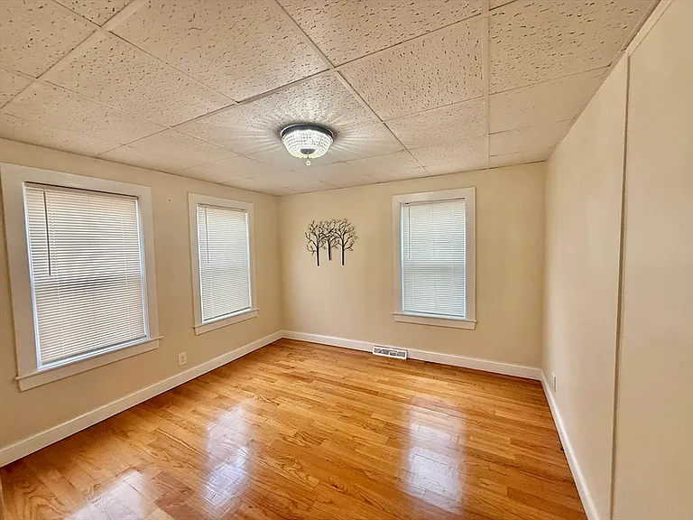 35 Highland Ave #1 — Photo 4