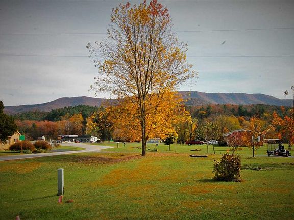 5th image of 230 Shenandoah Mountain Dr