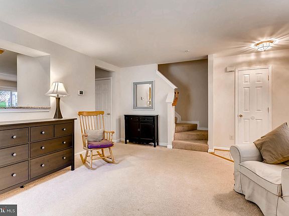5th image of 4733 Coralberry Ct