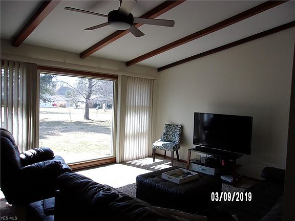 5th image of 21152 Willow Ln