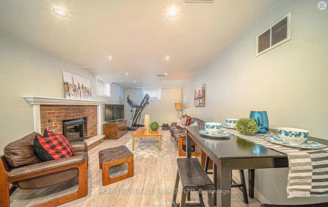 2 bed, $1,599 — Photo 4