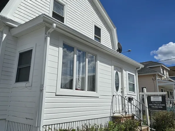 526 Concord St, Lowell, MA 01852