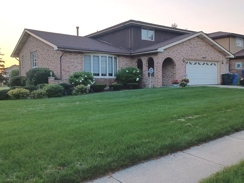 1st image of 15604 Trailside Dr