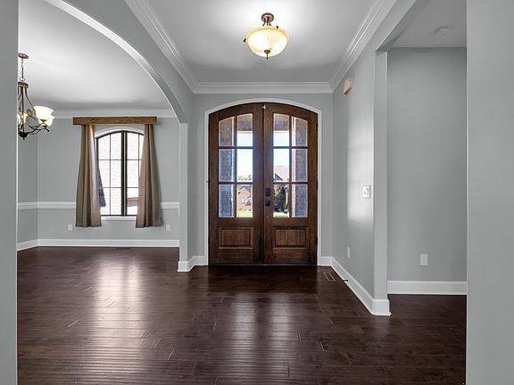 5th image of 321 Crooked Creek Ln