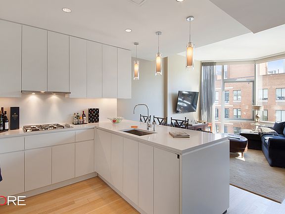 2nd image of 425 W 53rd St Ph 3