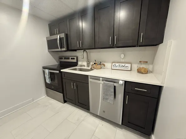 156 Garfield Ave #15, New London, CT 06320