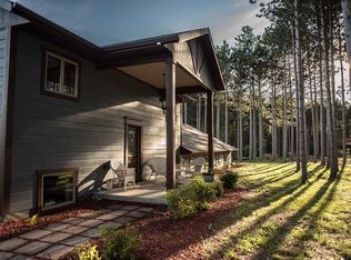 E10237 Greimel Rd, Baraboo, WI 53913