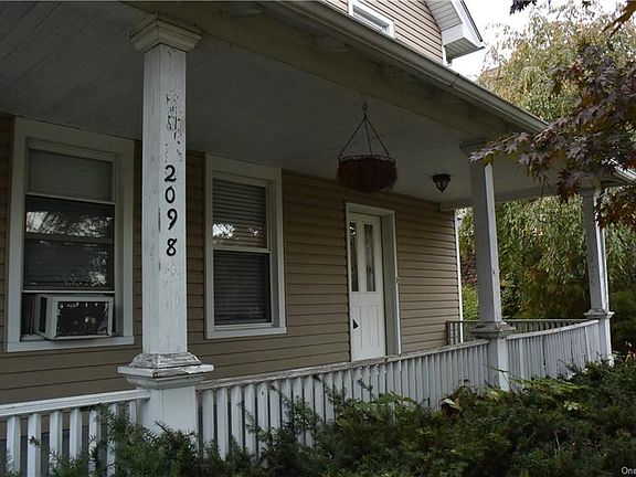 2nd image of 2098 Saw Mill River Rd