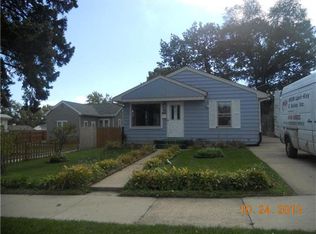 111 E Keith Ave, Waukegan, IL 60085