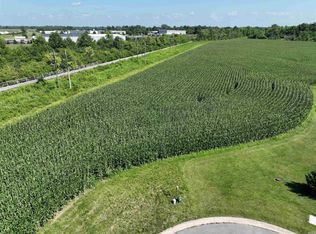 66 W Falcon Pointe Ct, Muncie, IN 47304