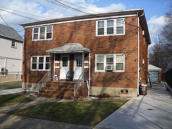 2nd image of 925 Tompkins Ave