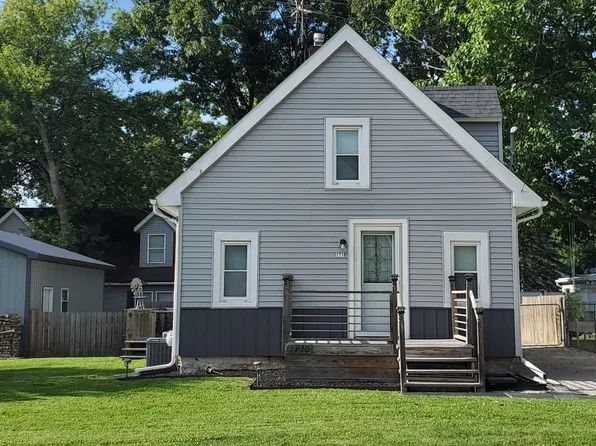 1710 Lake Lansing Rd, Haslett, MI 48840