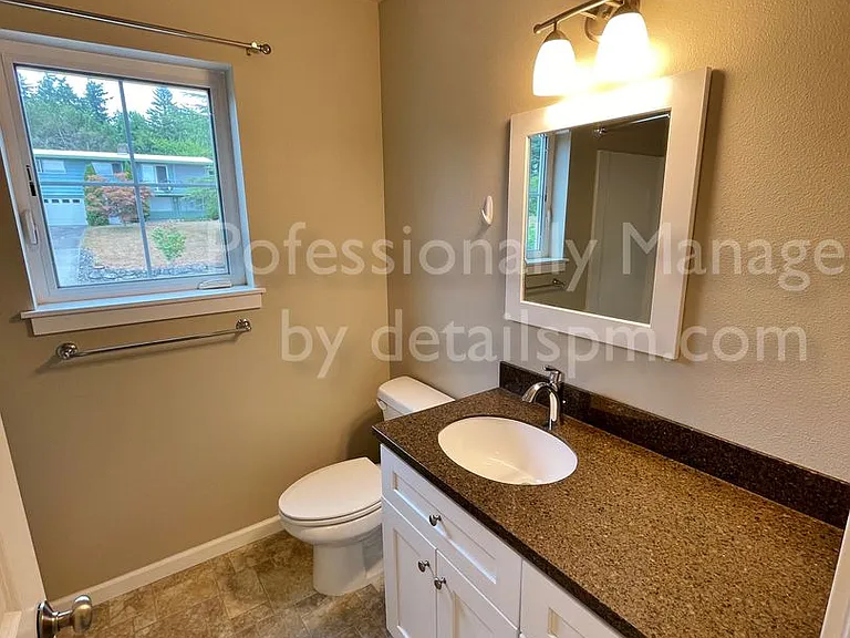 19157 3rd Ave NE #A — Photo 16