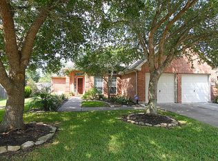 2129 Lakewind Ln, League City, TX 77573