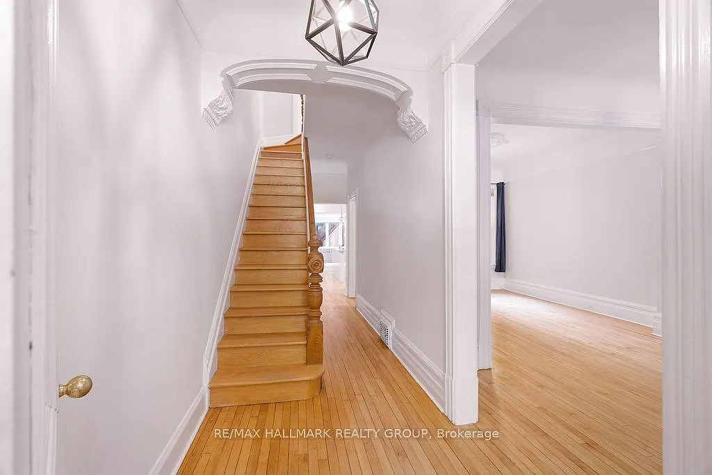 3 bed, $3,100 — Photo 4