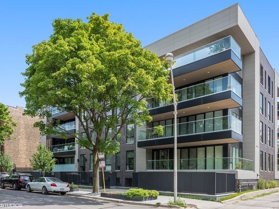 1625 N Burling St Unit 104-105, Chicago, IL 60614