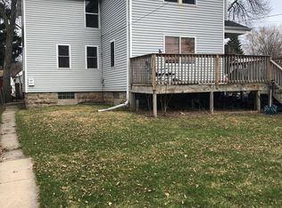 409 4th St, Neenah, WI 54956