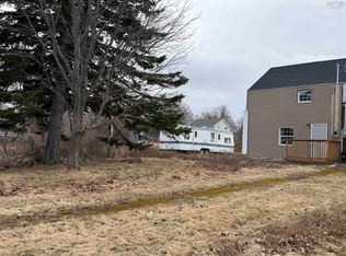 587 Main St, Cape Breton, NS B1V2K9