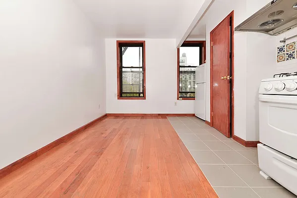 Rented by J Misrahi Realty Corp | media 8