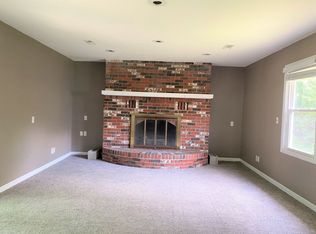 925 E 7th St, Rolla, MO 65401