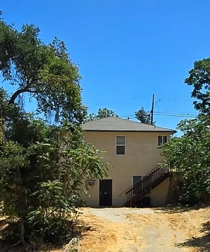 545 3rd St Photo 1