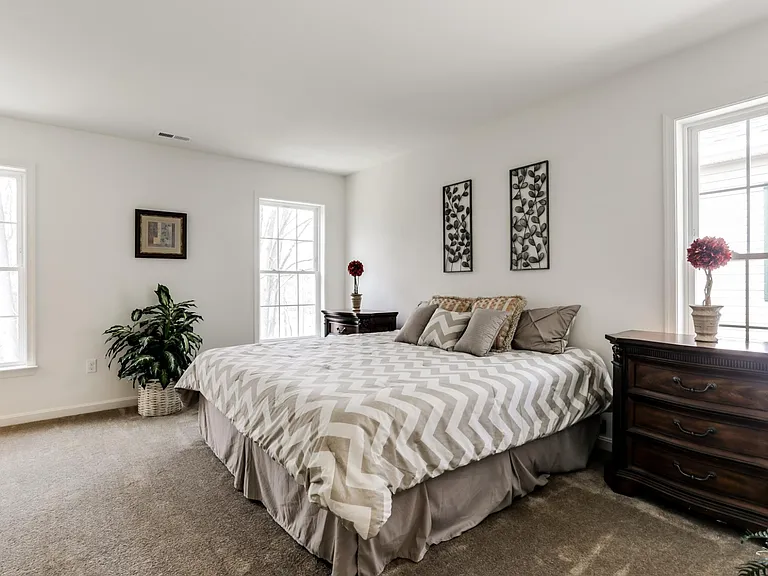 8235 Jeremiah Ln — Photo 14
