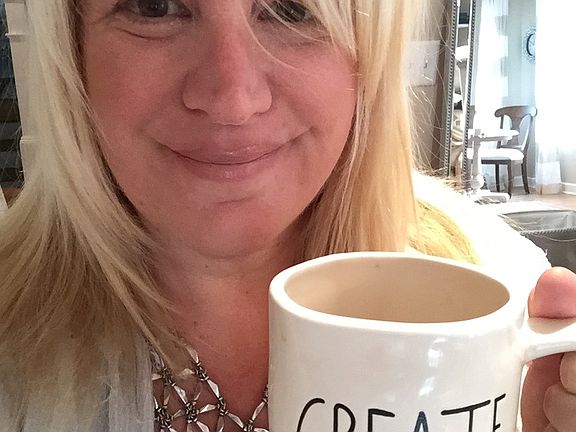 917-375-8690JODILEEREALTOR