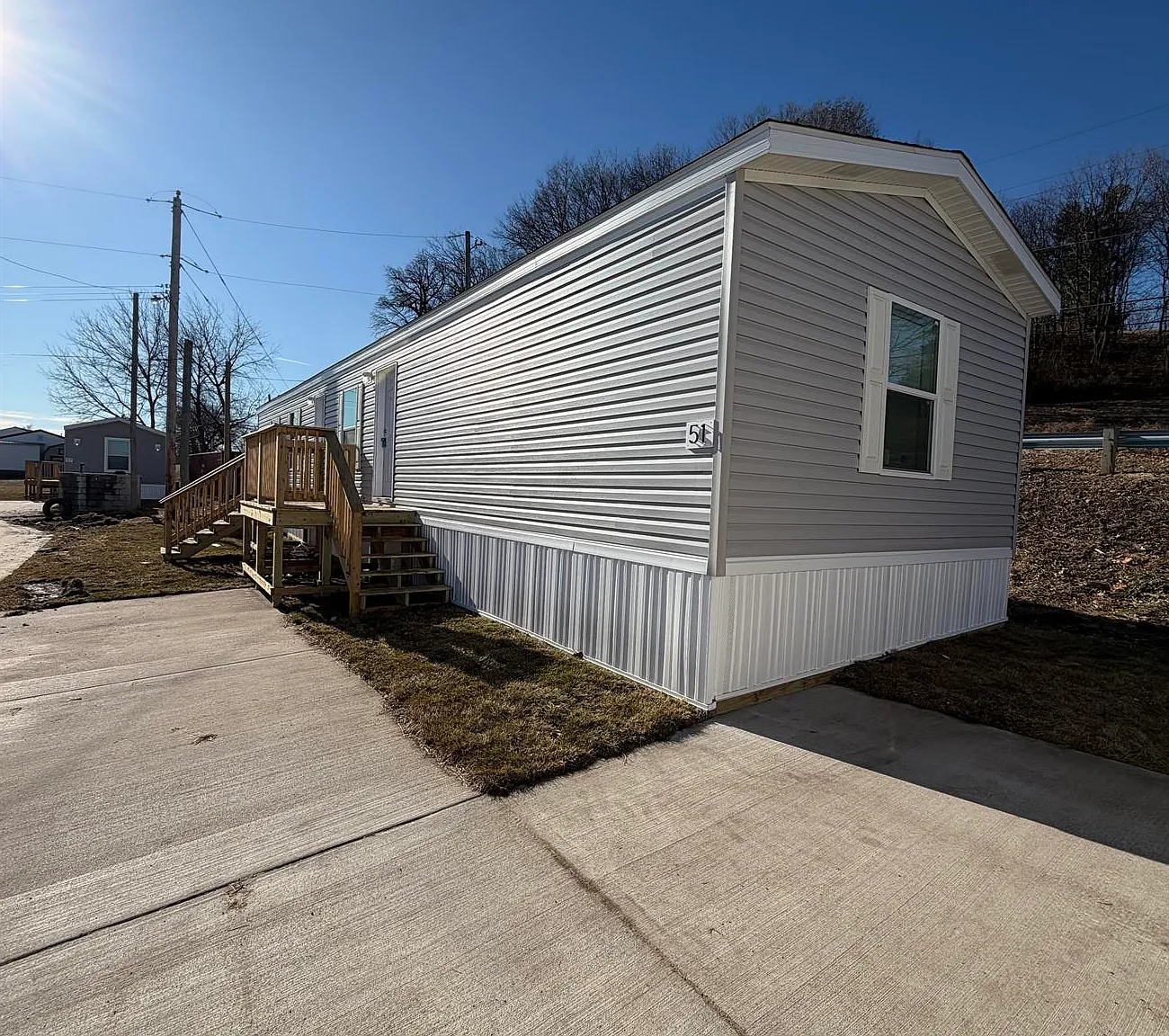 3 bed, 1056 sqft, $1,250 — Photo 1
