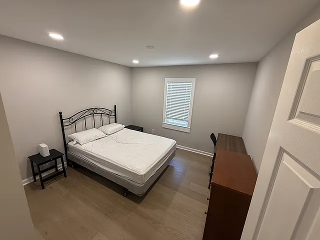 407 Bledsoe Ave — Photo 3