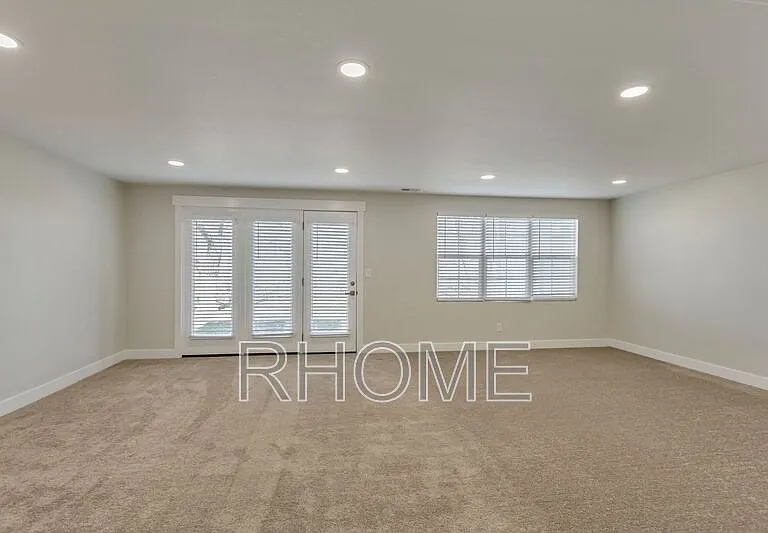 105 E Chandlerpoint Way — Photo 21