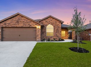 8524 Trickham Bnd, Fort Worth, TX 76131