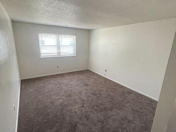 2nd image of 1415 W Maple Ave #1409G