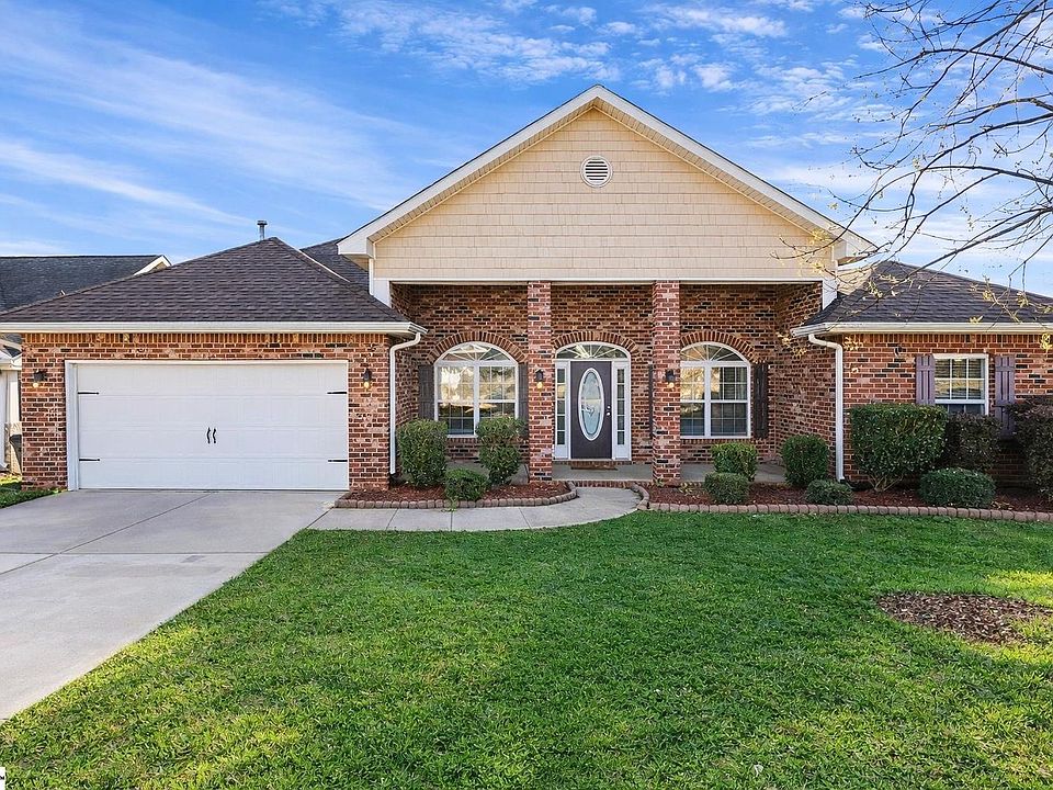 1st image of 704 Misty Glen Ln