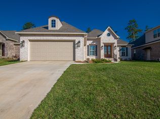 44 Waverly Ct, Hattiesburg, MS 39402