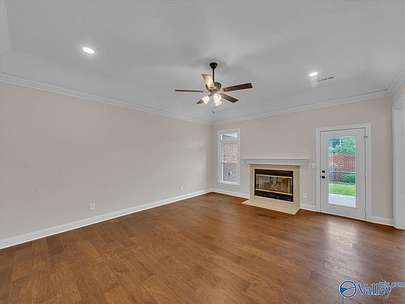 2nd image of 15057 Ashmont Blvd SE