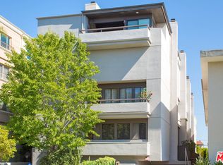 11922 Gorham Ave APT 1, Los Angeles, CA 90049