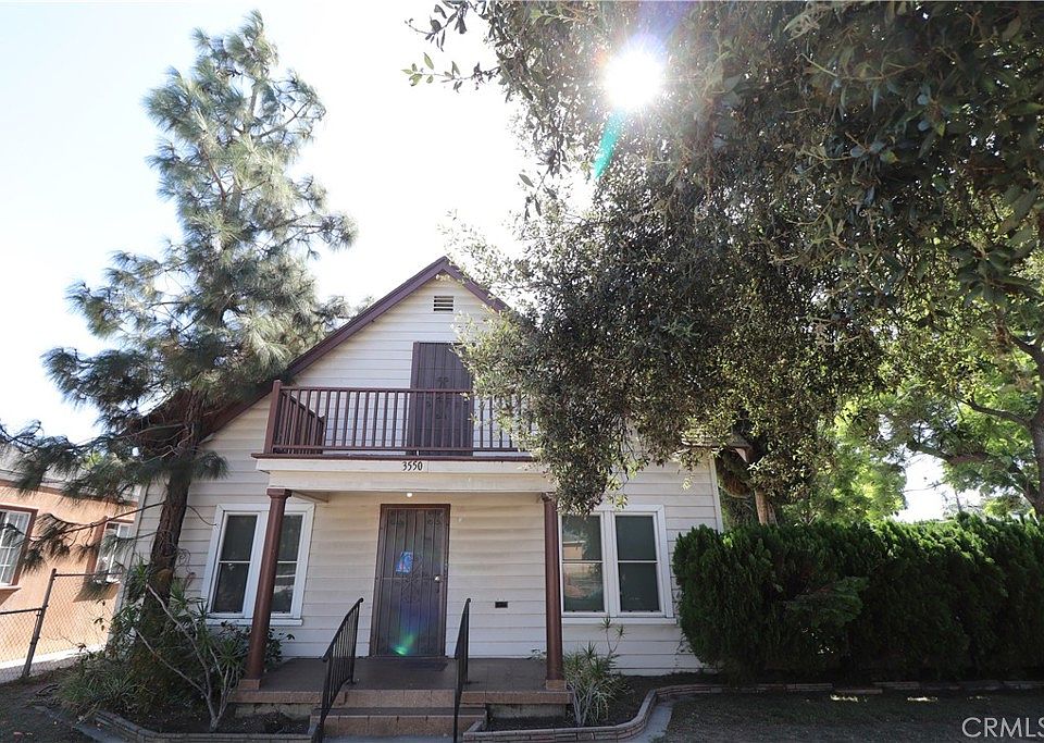 1st image of 3550 W 115th St