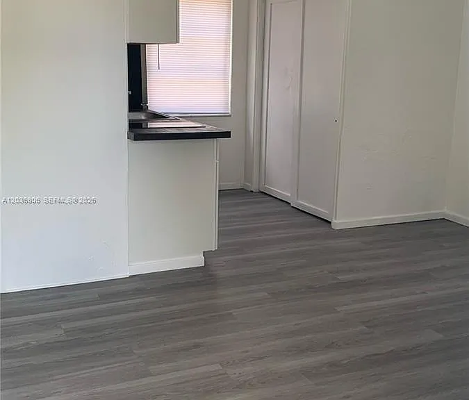 2123 Wilson St #E — Photo 13