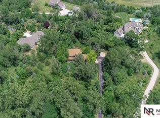 1232 Pinewood Dr, Blair, NE 68008