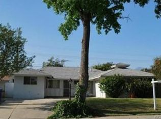 1153 E Columbia Ave, Pomona, CA 91767