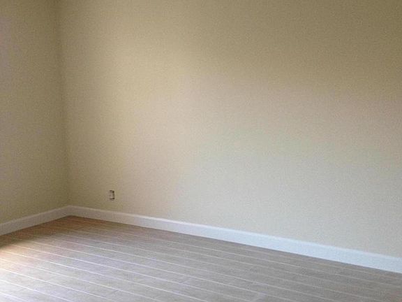 3rd image of 205 Foxtail Dr APT C3