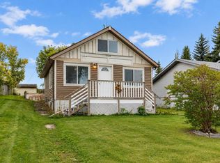 2122 E 22nd Ave, Delburne, AB T0M 0V0