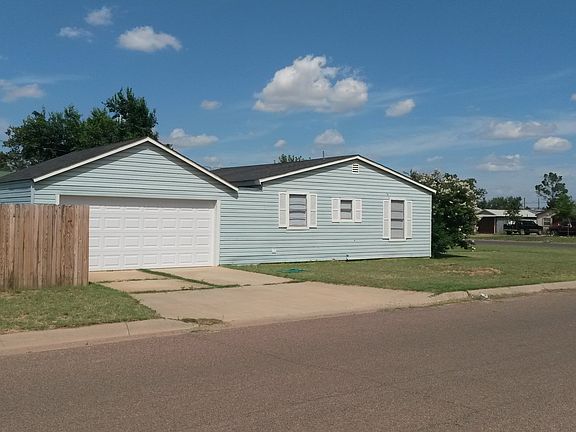 2nd image of 2210 College Ave