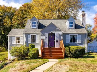 47 Francis Dr, Newington, CT 06111