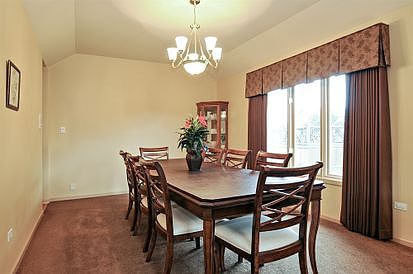 5th image of 19437 Edgebrook Ln