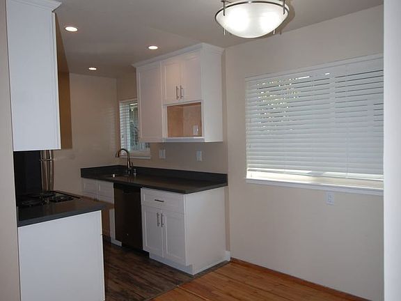 3rd image of 1742 S Grant St APT 04