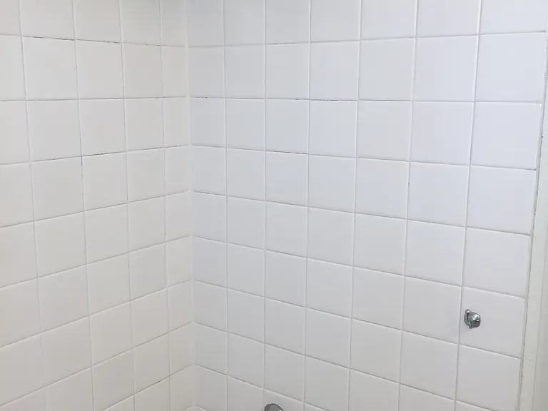601 Cleveland St #2F — Photo 10